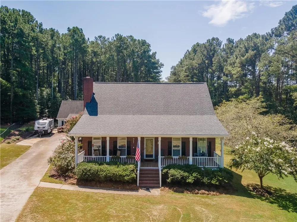 5454 Mccullers Lane Loganville, GA 30052