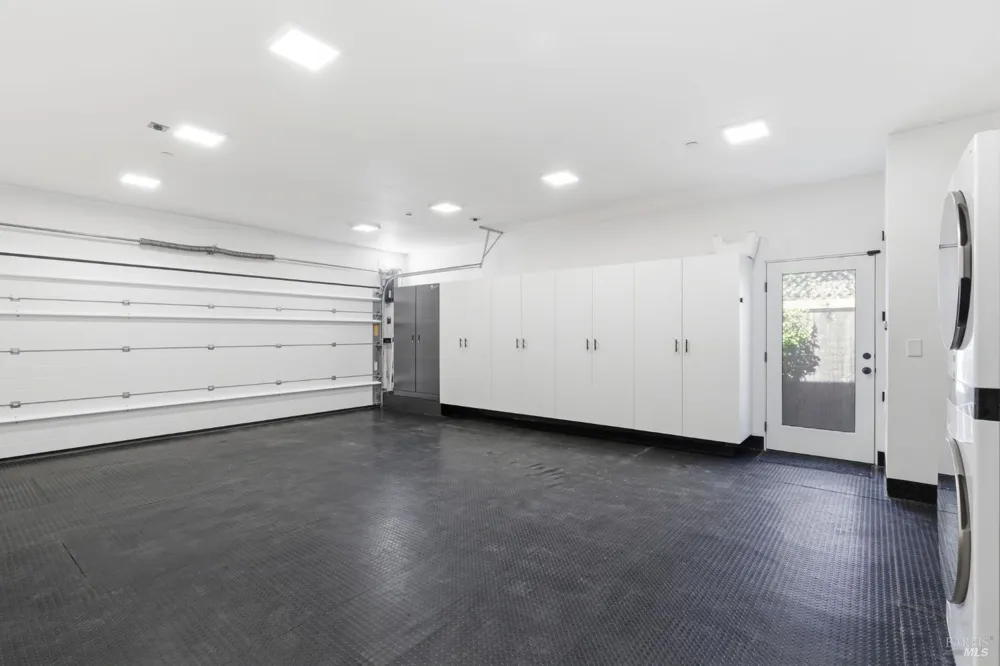 283 Cecilia Way Tiburon, CA 94920