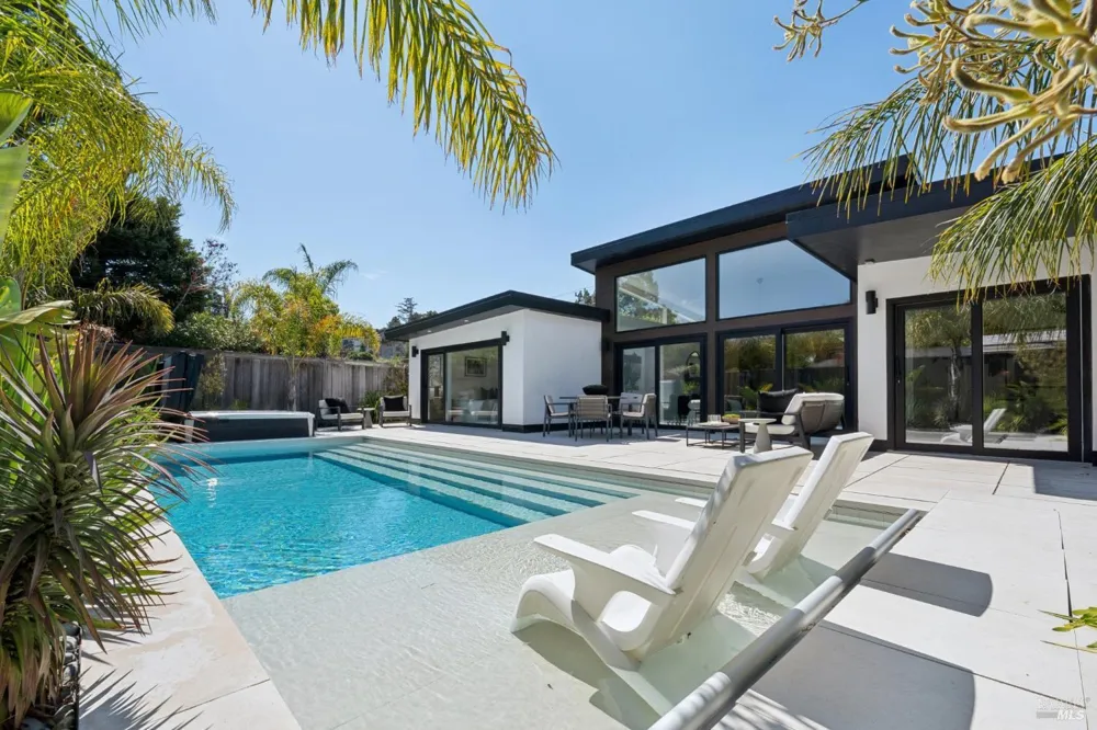 283 Cecilia Way Tiburon, CA 94920