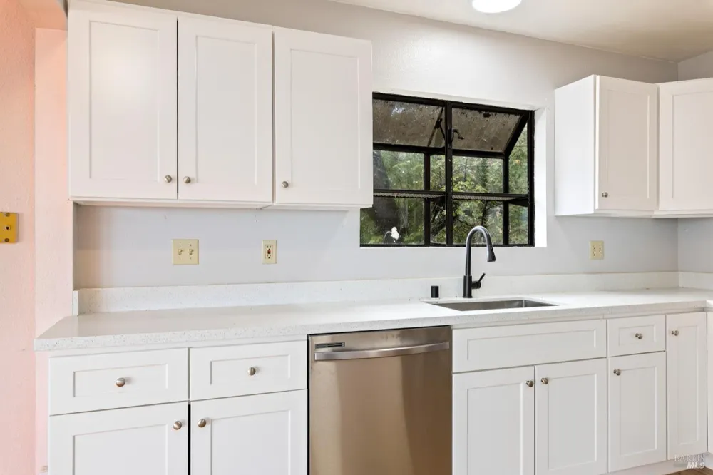 6963 Panoramic Drive Lucerne, CA 95458
