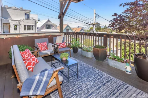 1 Hoffman Avenue ##A