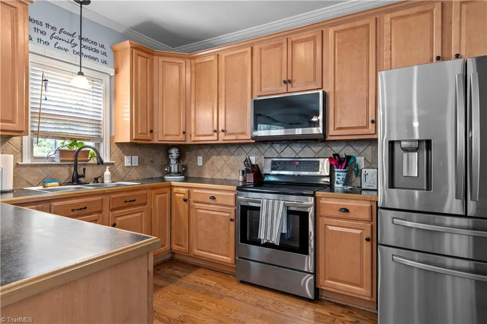 5356 Graycliff Lane Clemmons, NC 27012