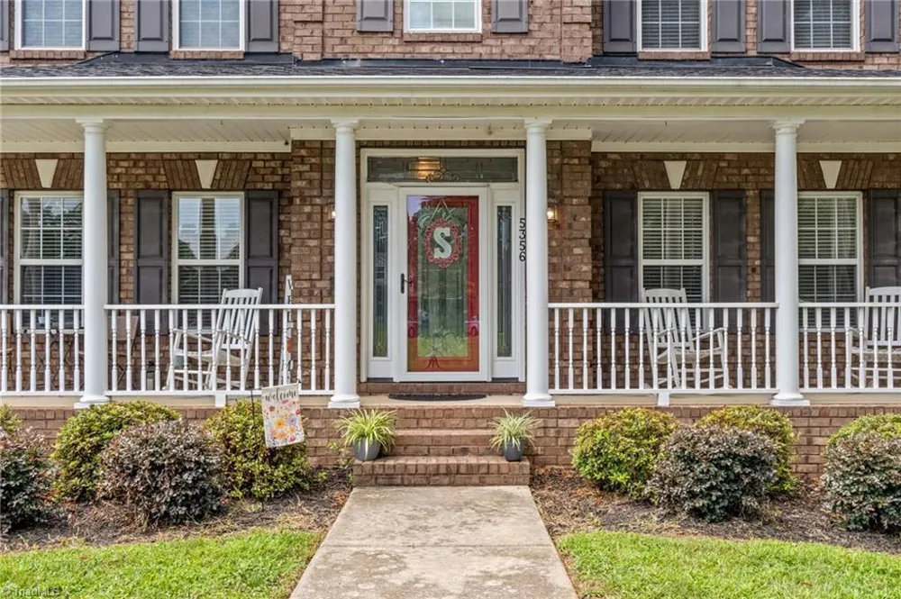 5356 Graycliff Lane Clemmons, NC 27012