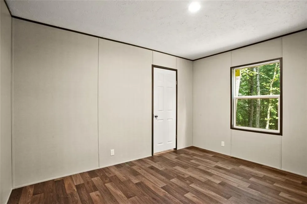 8827 Big Creek Road Ellijay, GA 30536