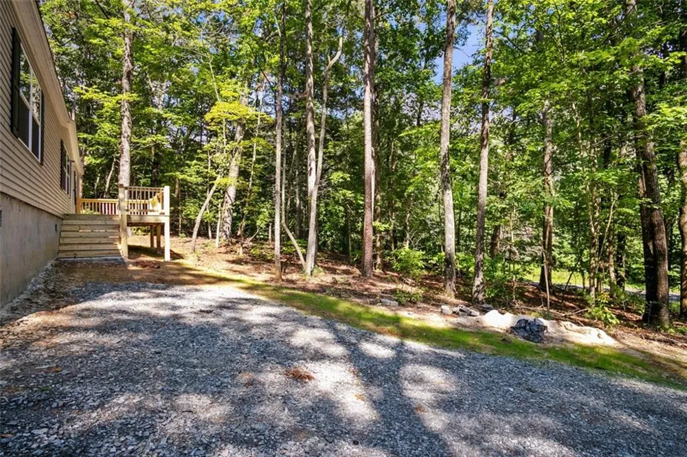 8827 Big Creek Road Ellijay, GA 30536