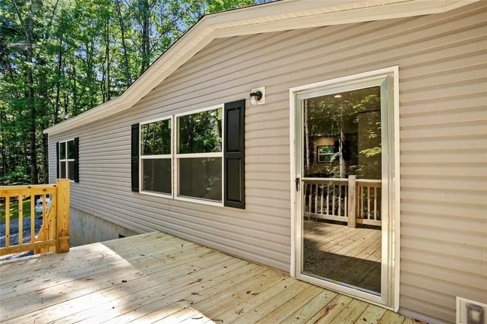 8827 Big Creek Road Ellijay, GA 30536