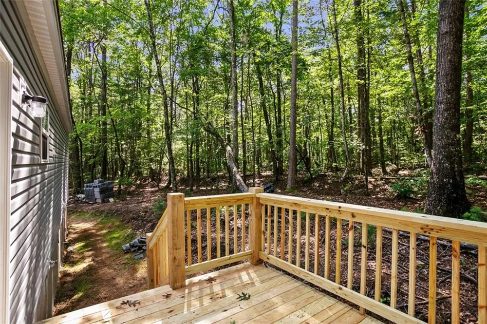 8827 Big Creek Road Ellijay, GA 30536