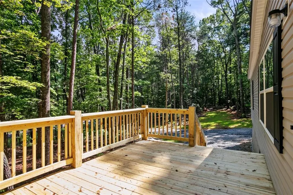 8827 Big Creek Road Ellijay, GA 30536
