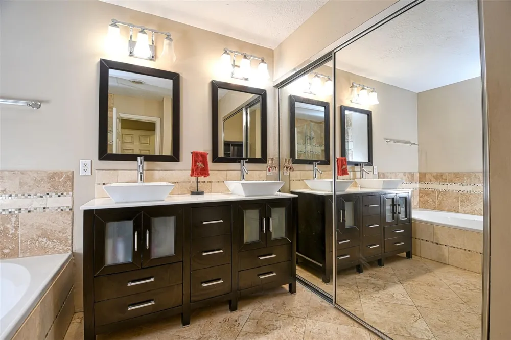 109 Avonlea The Woodlands, TX 77382