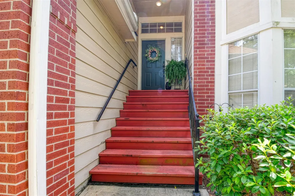 109 Avonlea The Woodlands, TX 77382