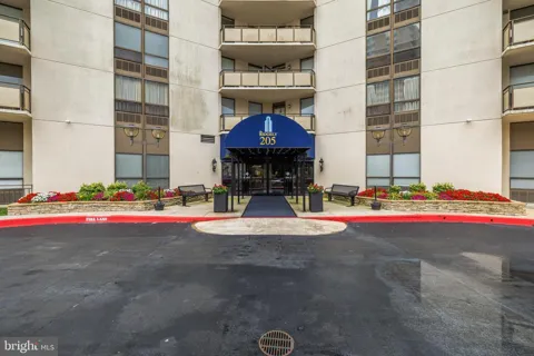 205 E JOPPA ROAD #1908