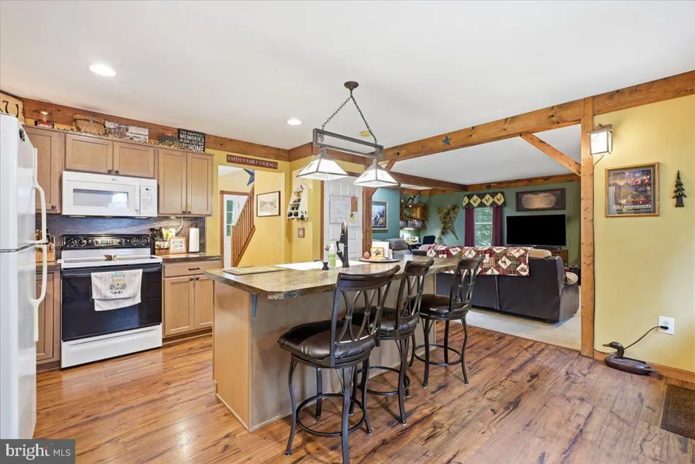 2210 GREEN STREET Lehighton, PA 18235