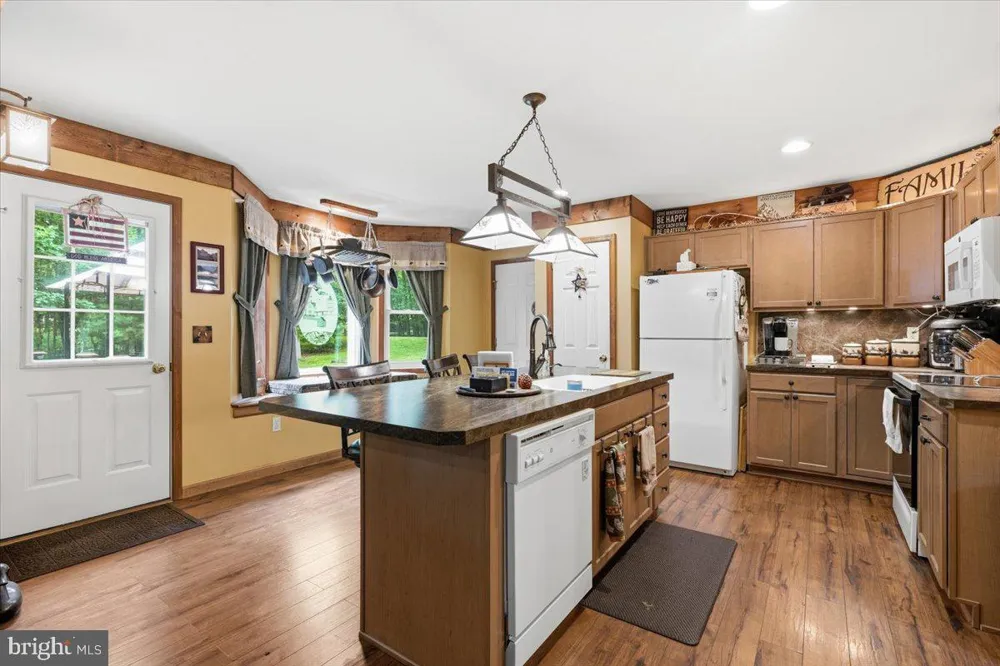 2210 GREEN STREET Lehighton, PA 18235