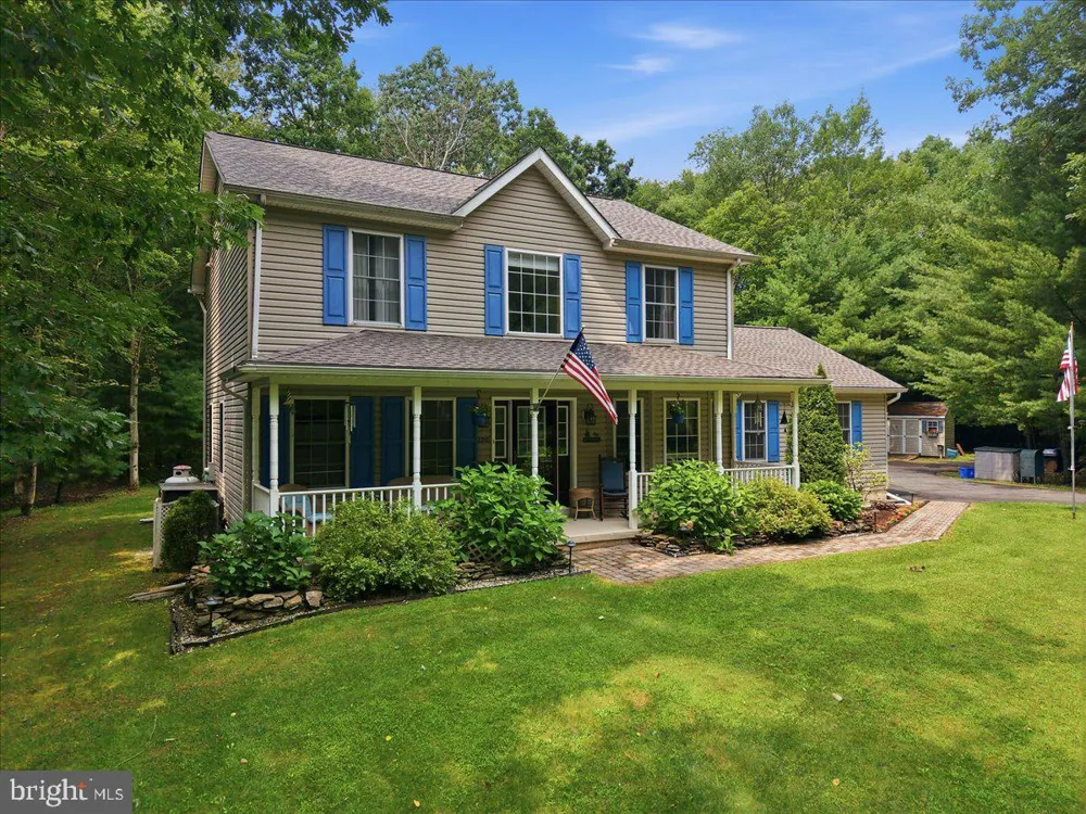 2210 GREEN STREET Lehighton, PA 18235