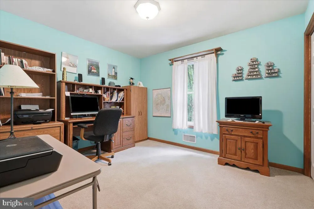 2210 GREEN STREET Lehighton, PA 18235