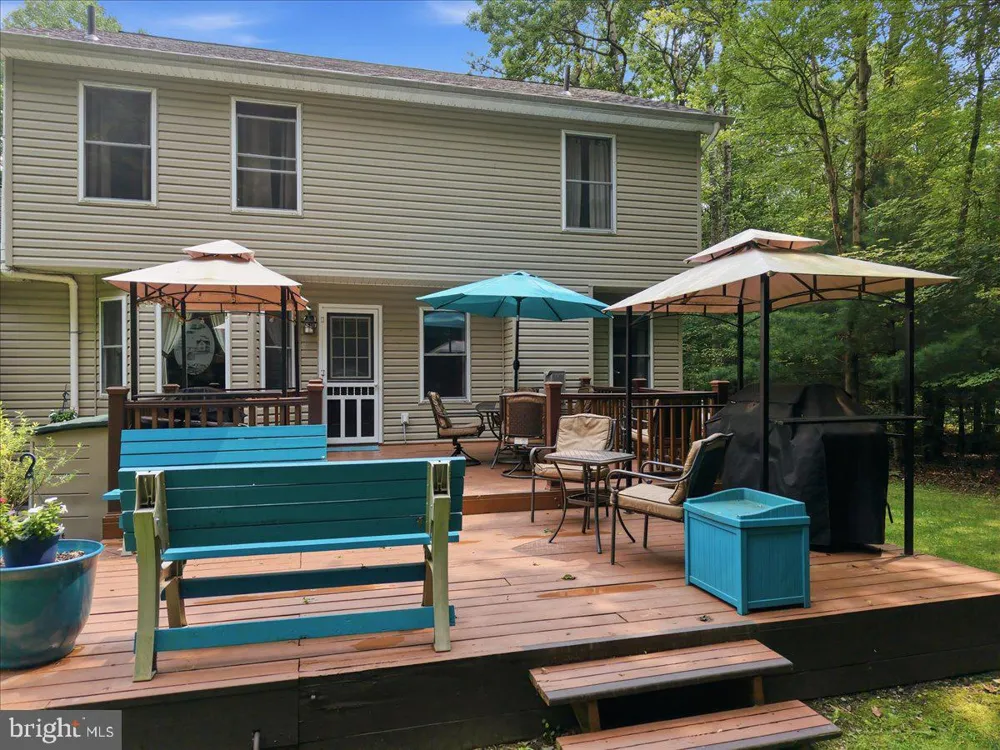 2210 GREEN STREET Lehighton, PA 18235