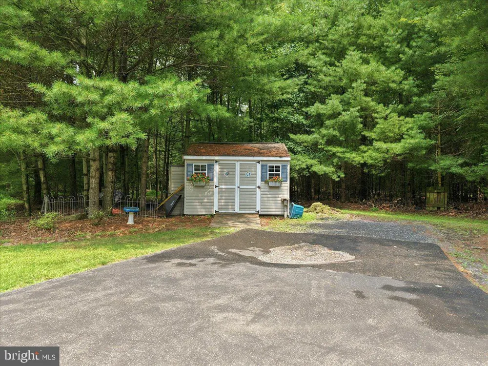 2210 GREEN STREET Lehighton, PA 18235