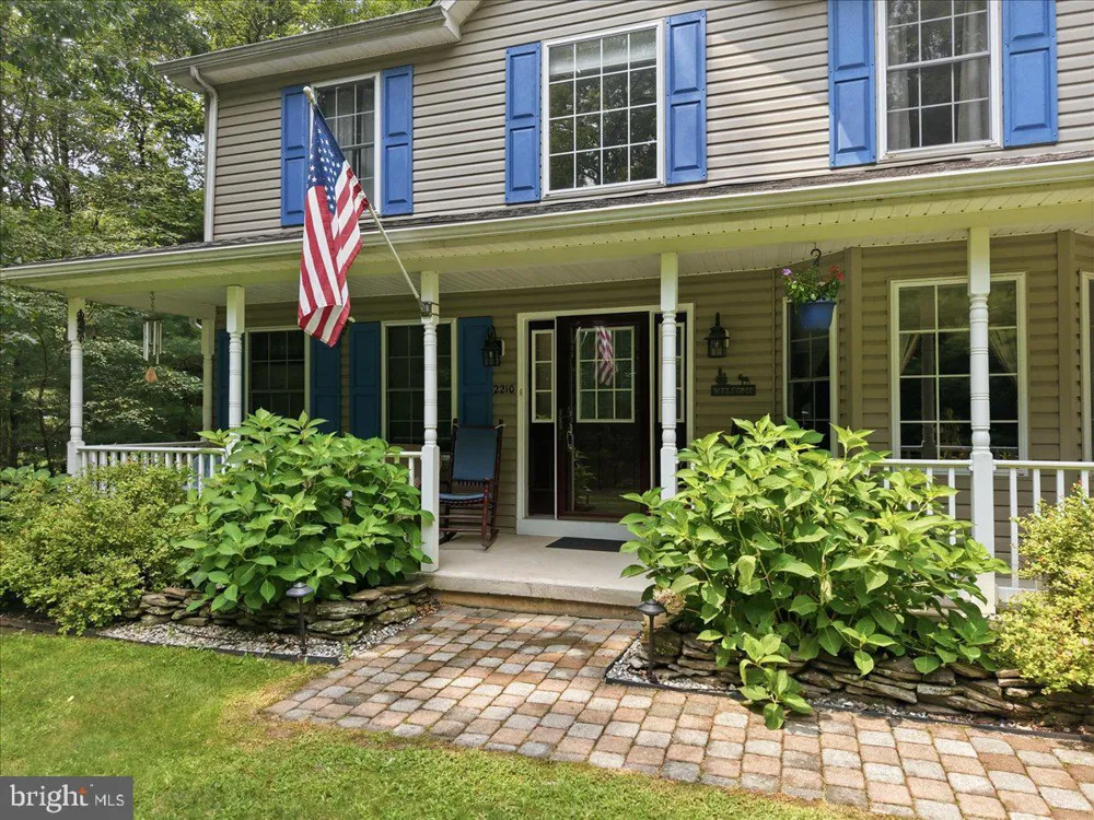 2210 GREEN STREET Lehighton, PA 18235