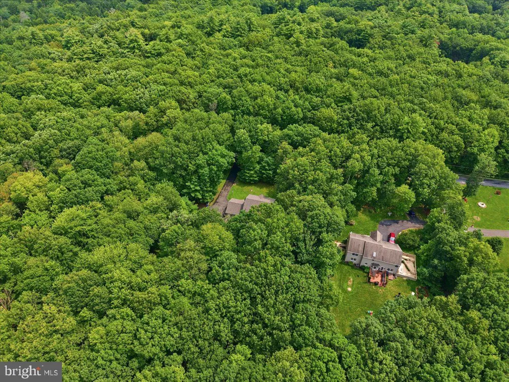2210 GREEN STREET Lehighton, PA 18235