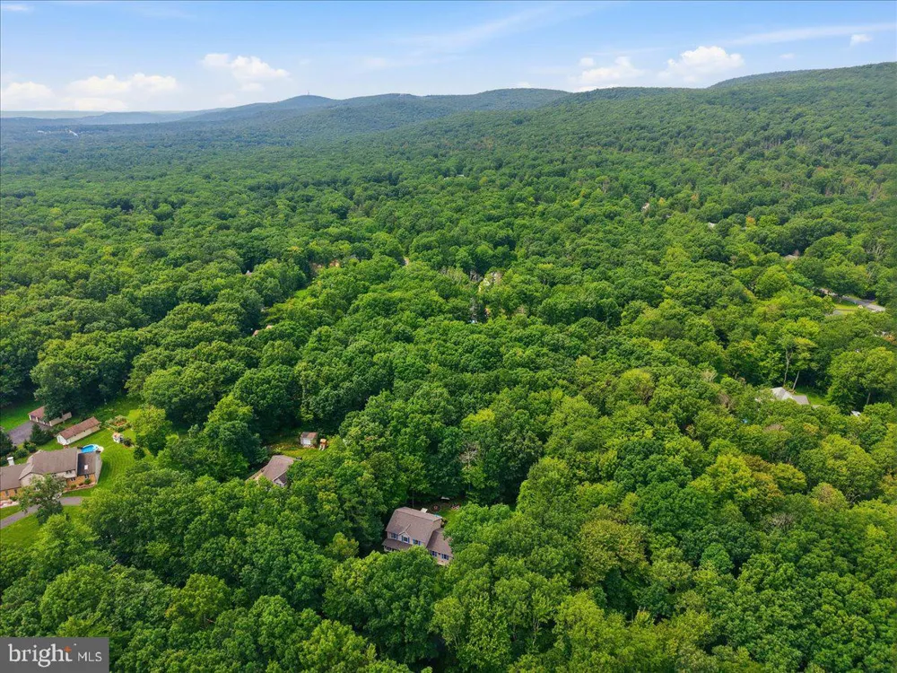 2210 GREEN STREET Lehighton, PA 18235