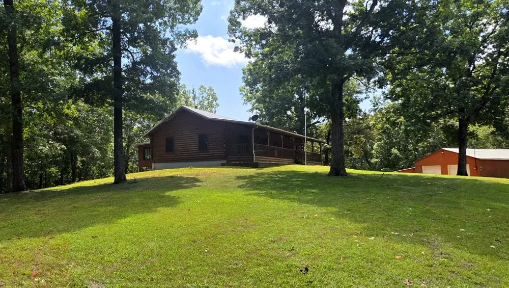 160 Poplar Dr Buchanan, TN 38222