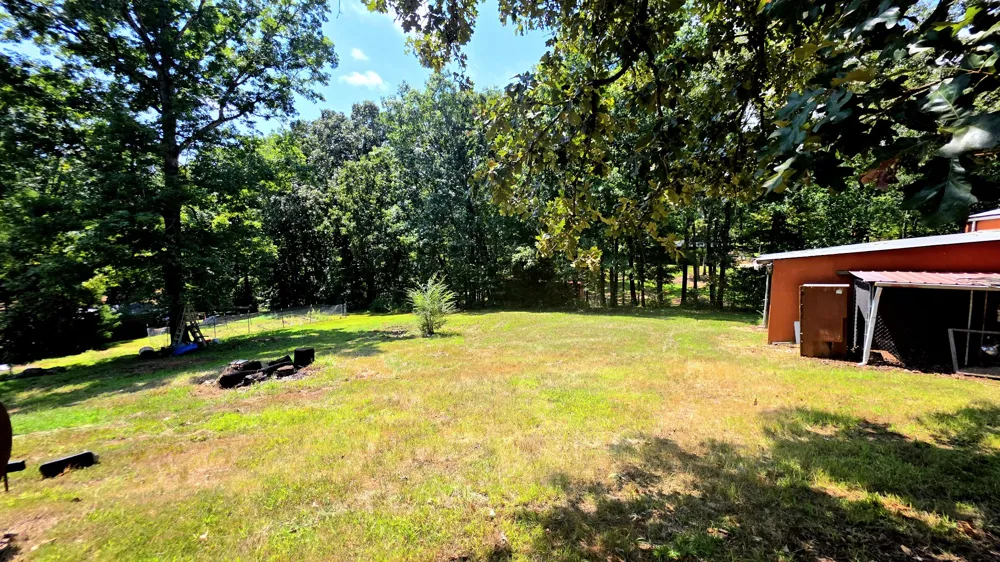 160 Poplar Dr Buchanan, TN 38222