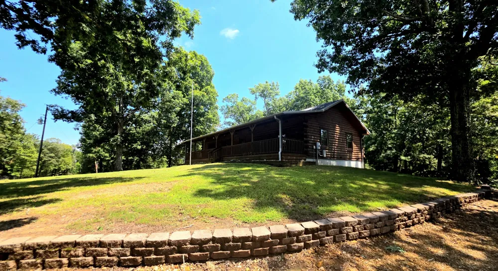 160 Poplar Dr Buchanan, TN 38222