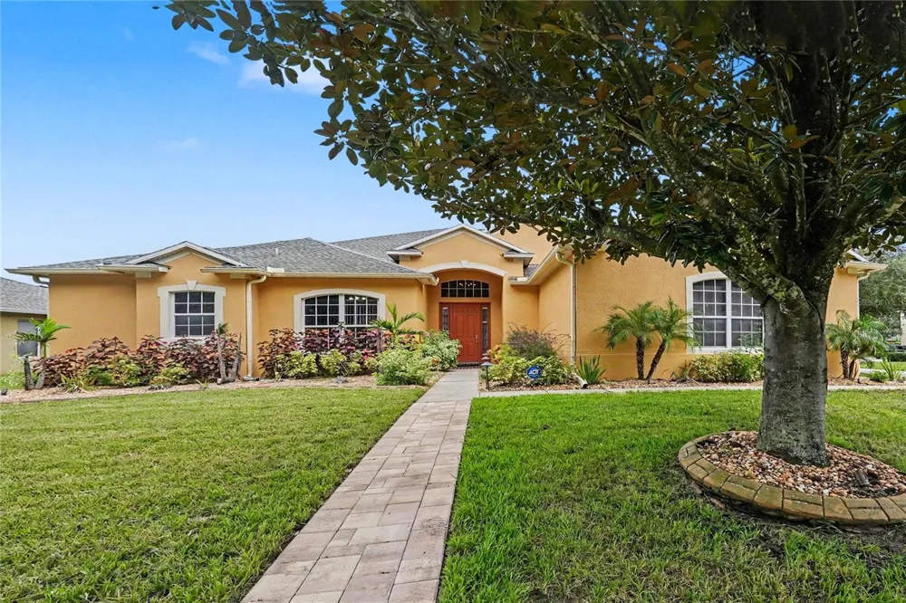 316 HARTS OAK PLACE Seffner, FL 33584