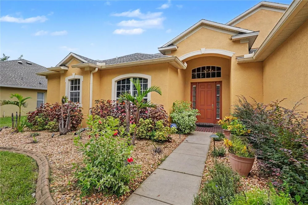 316 HARTS OAK PLACE Seffner, FL 33584