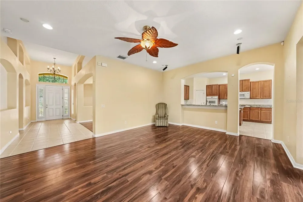 316 HARTS OAK PLACE Seffner, FL 33584