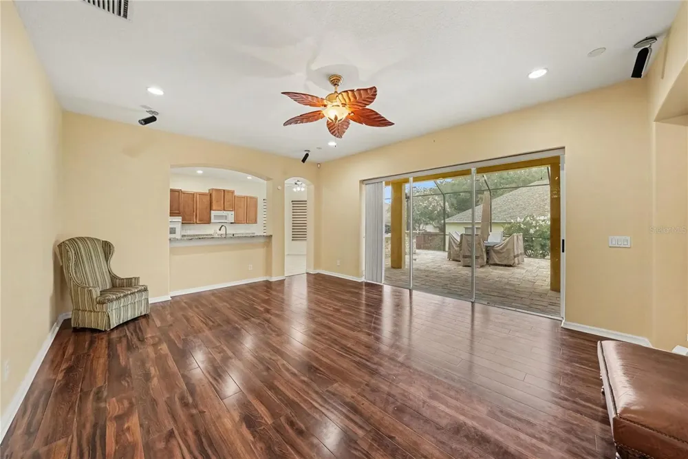 316 HARTS OAK PLACE Seffner, FL 33584