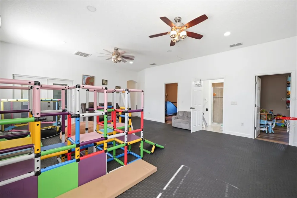 12041 SAPPHIRE DRIVE Spring Hill, FL 34609