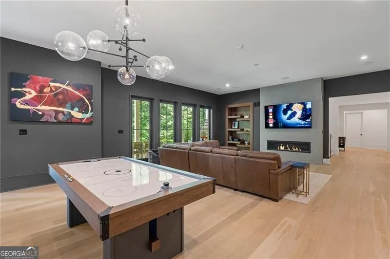 4847 Lake Forrest DR Sandy Springs, GA 30342