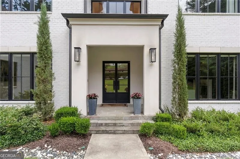 4847 Lake Forrest DR Sandy Springs, GA 30342