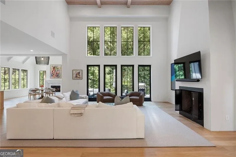 4847 Lake Forrest DR Sandy Springs, GA 30342