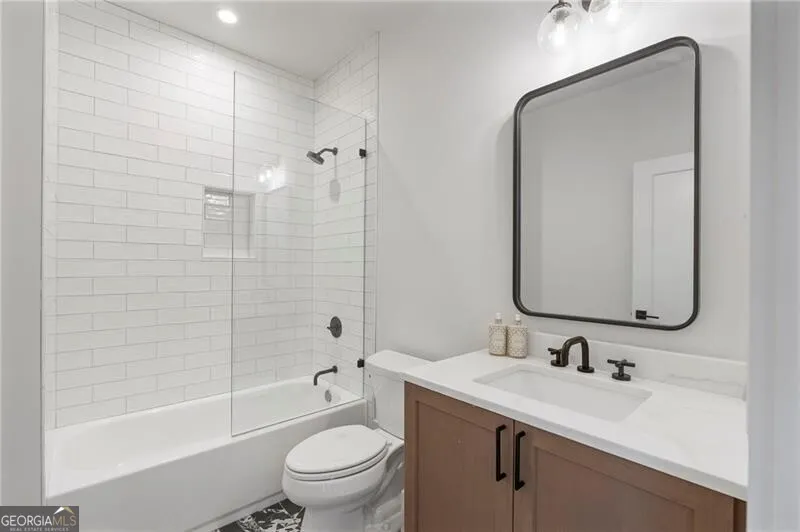 4847 Lake Forrest DR Sandy Springs, GA 30342