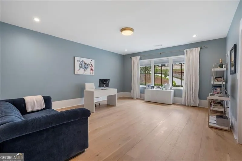 4847 Lake Forrest DR Sandy Springs, GA 30342