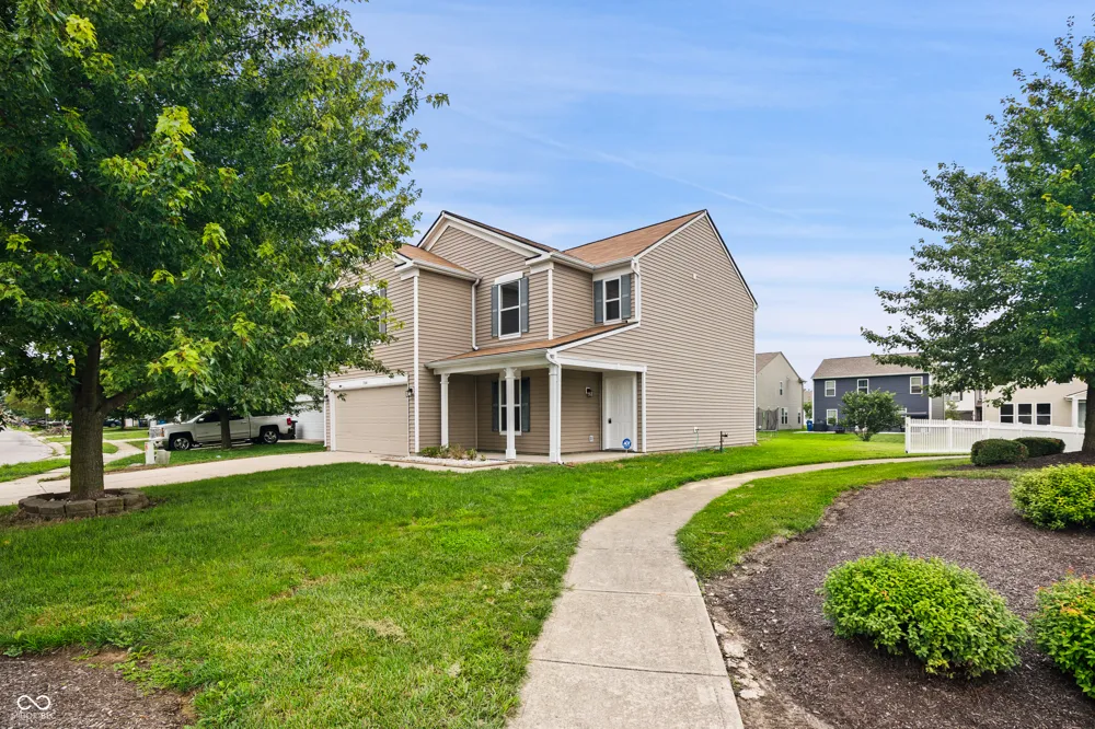 1364 Ellington Drive Shelbyville, IN 46176