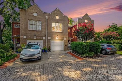 338 Settlers Lane