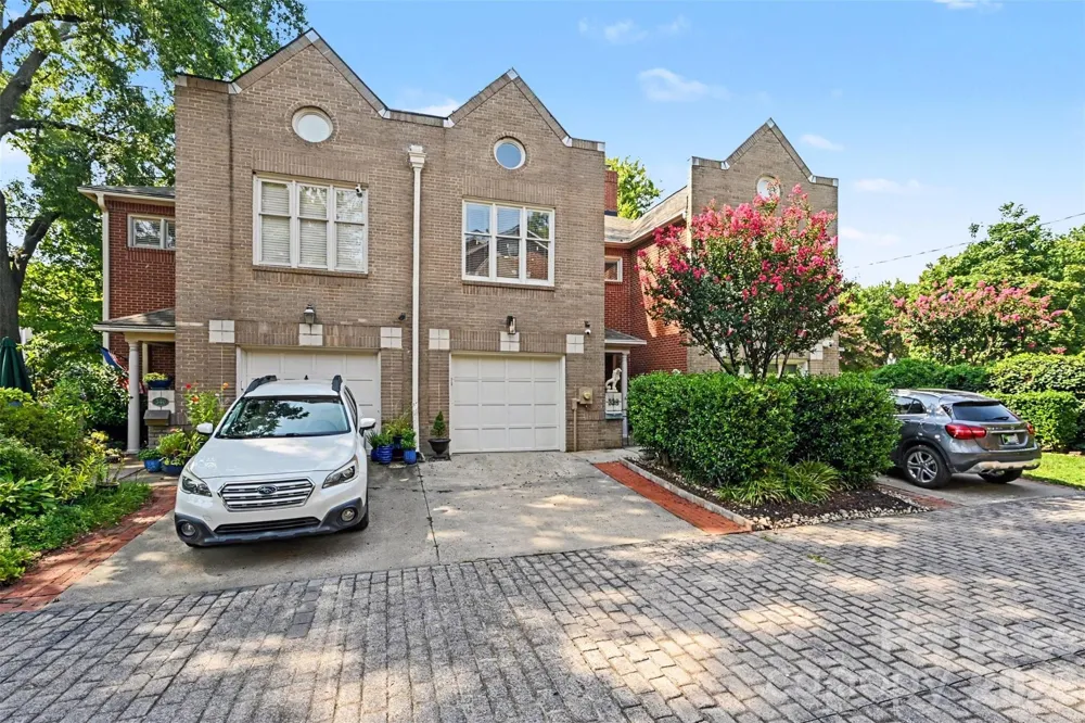 338 Settlers Lane Charlotte, NC 28202