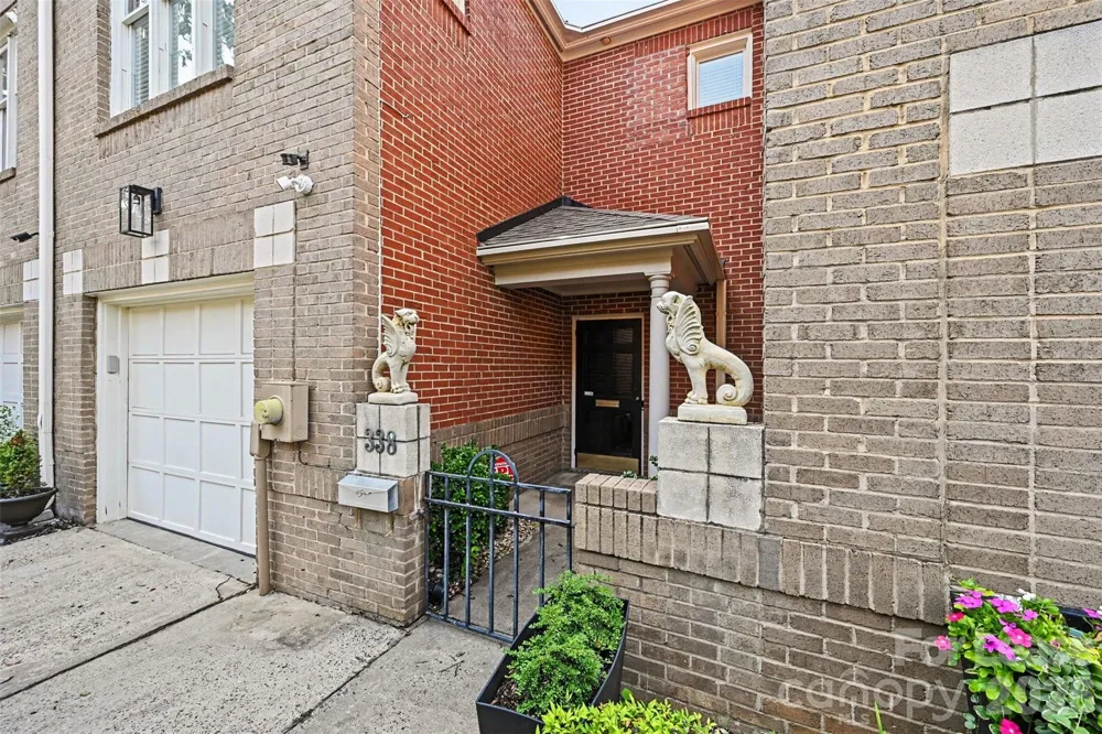 338 Settlers Lane Charlotte, NC 28202