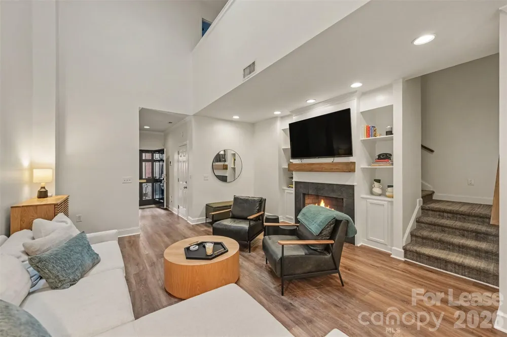 338 Settlers Lane Charlotte, NC 28202