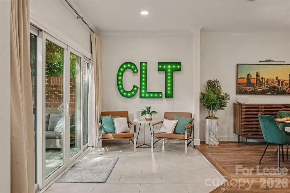 338 Settlers Lane Charlotte, NC 28202