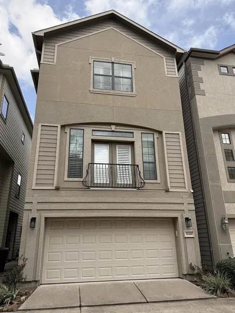 1126 Hempstead Villa Lane