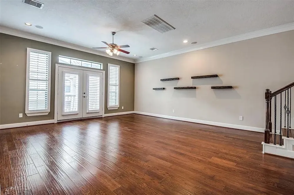 1126 Hempstead Villa Lane Houston, TX 77008