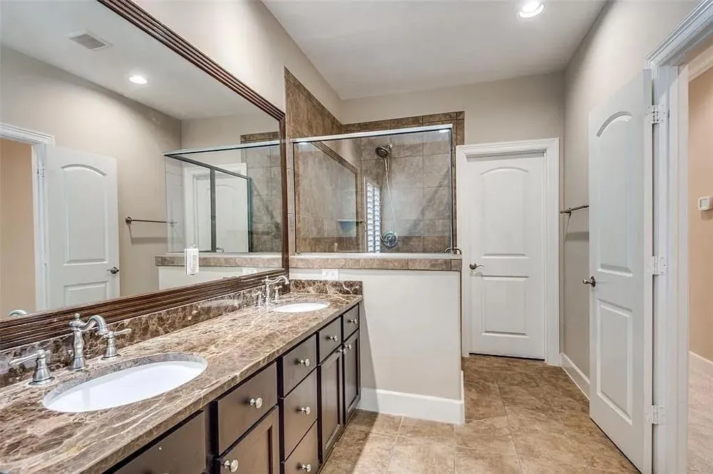 1126 Hempstead Villa Lane Houston, TX 77008
