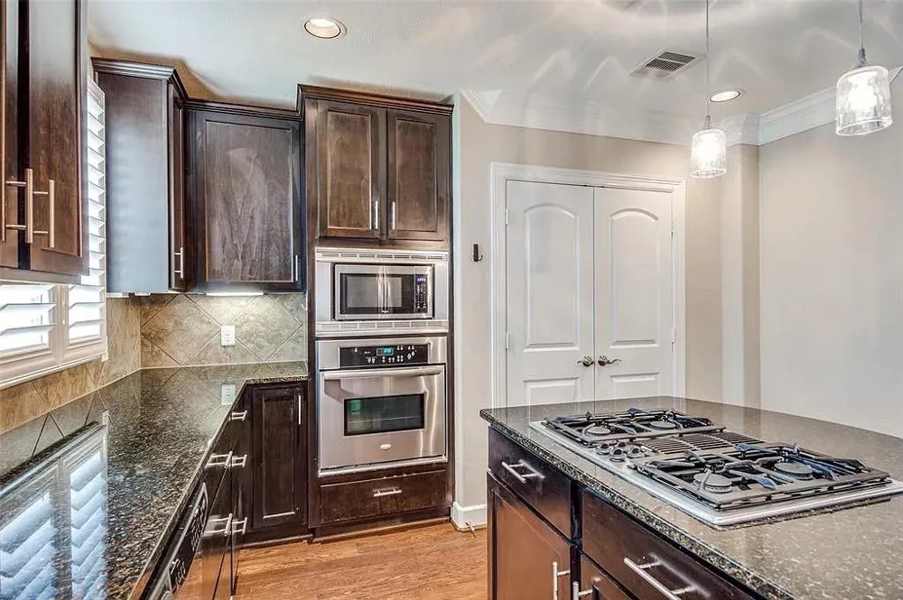 1126 Hempstead Villa Lane Houston, TX 77008
