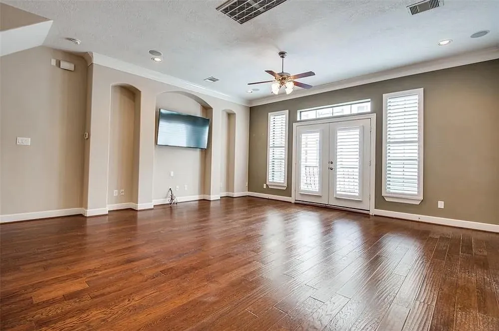 1126 Hempstead Villa Lane Houston, TX 77008