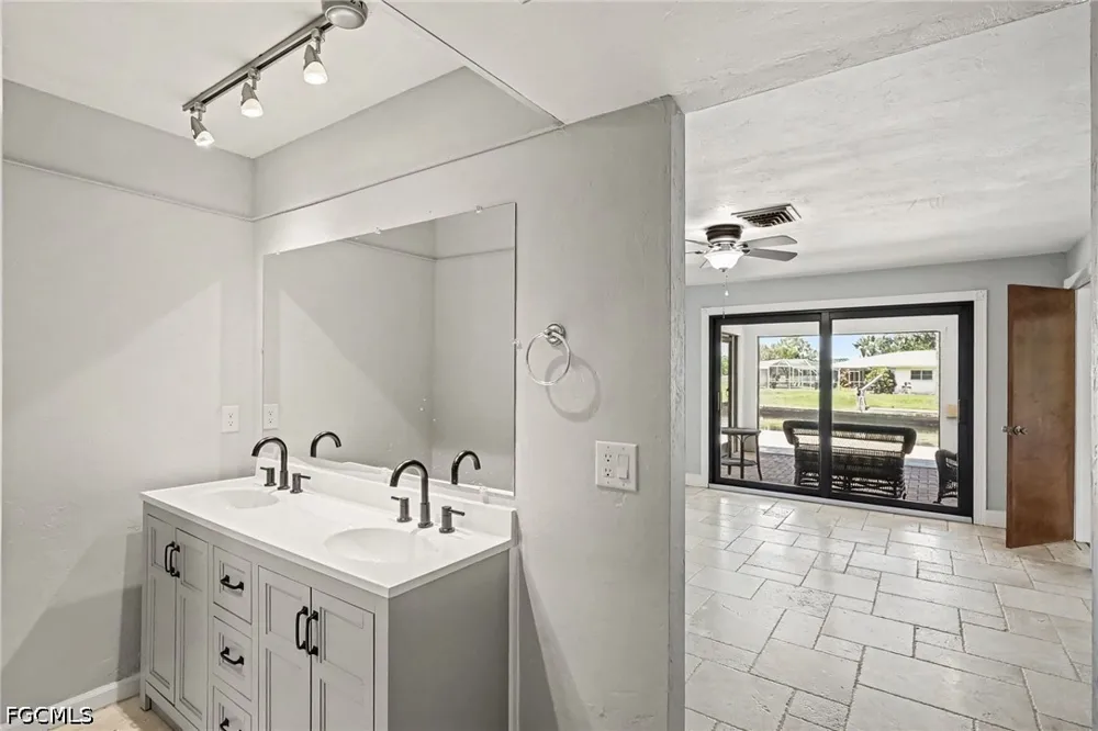 Traverse Drive Alva, FL 33920