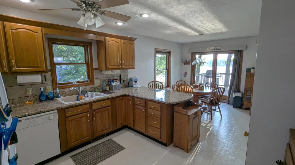 58310 E Clear Lake Road Fabius Township, MI 49093